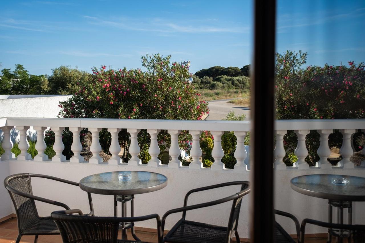 Hostal Cabo Roche كونيل ذي لا فرونتيرا المظهر الخارجي الصورة